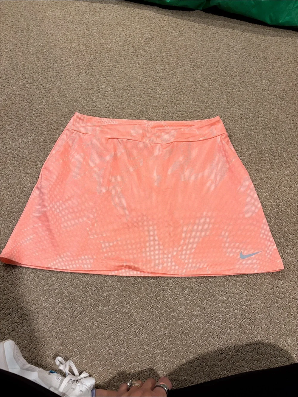 Nike Women’s Peach Athletic Skort - Picture 1 of 1